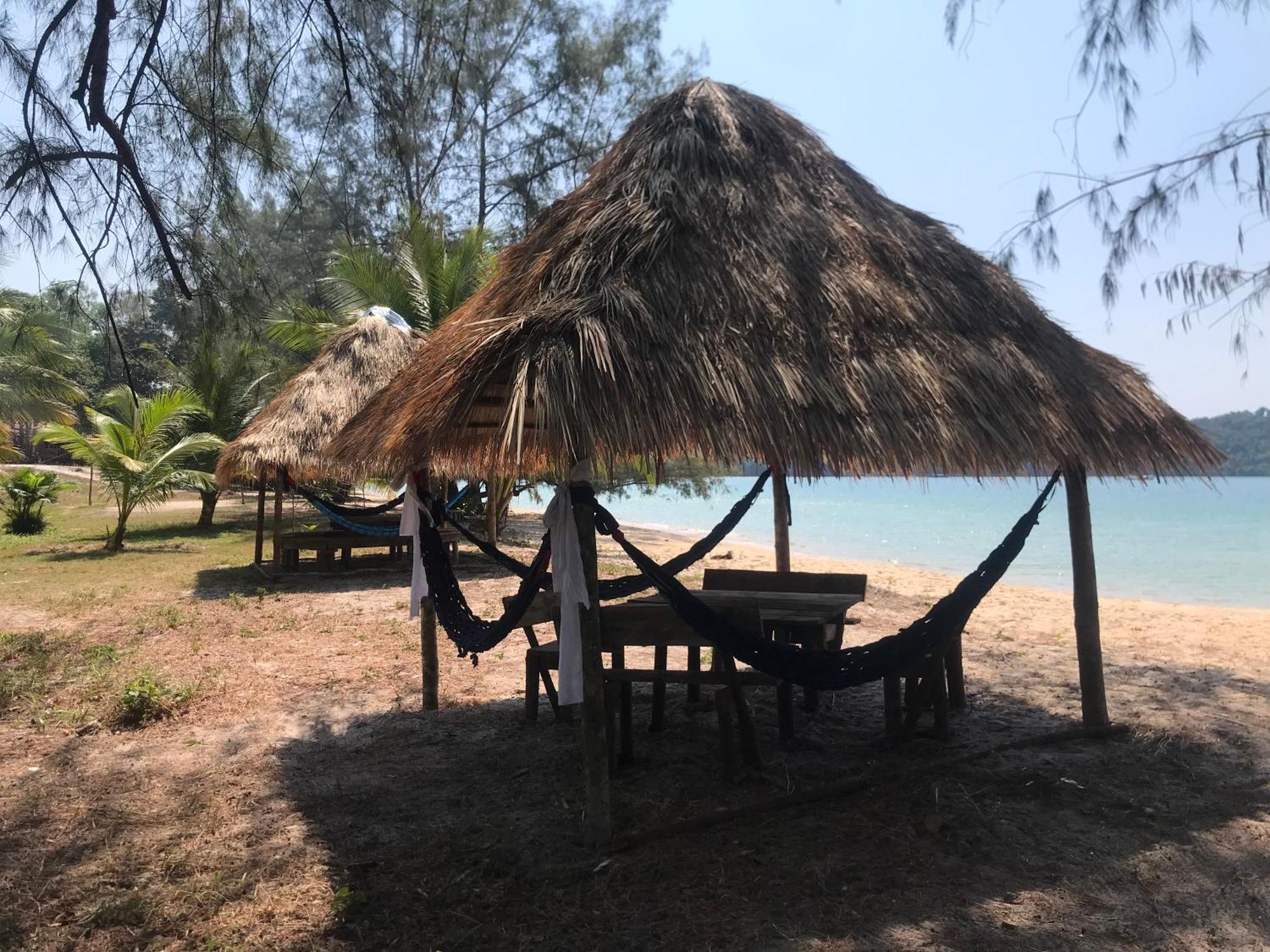 Хостел Naks Shack Koh Ta Kiev Екстер'єр фото